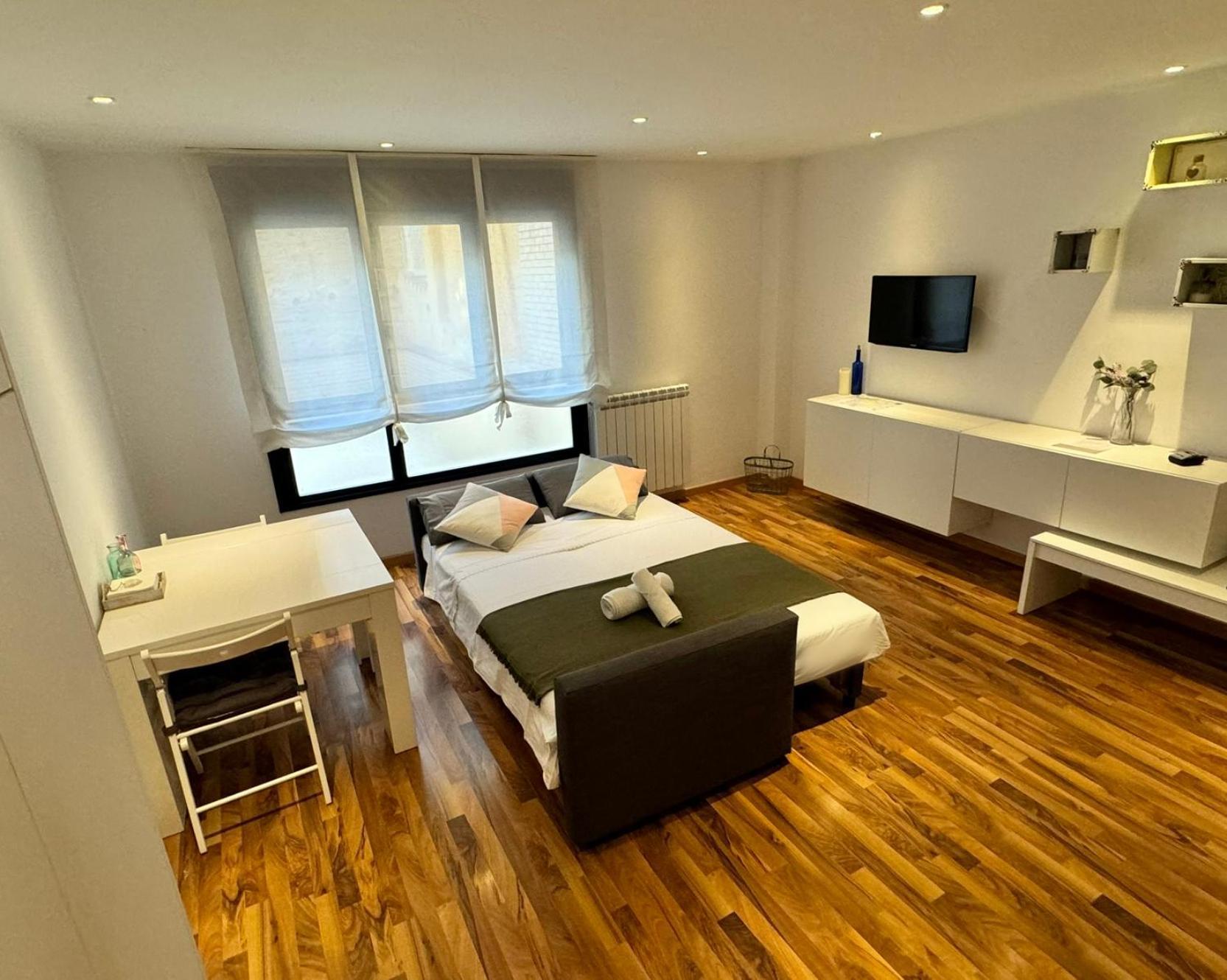 Suite Anna Zaragoza Exterior photo